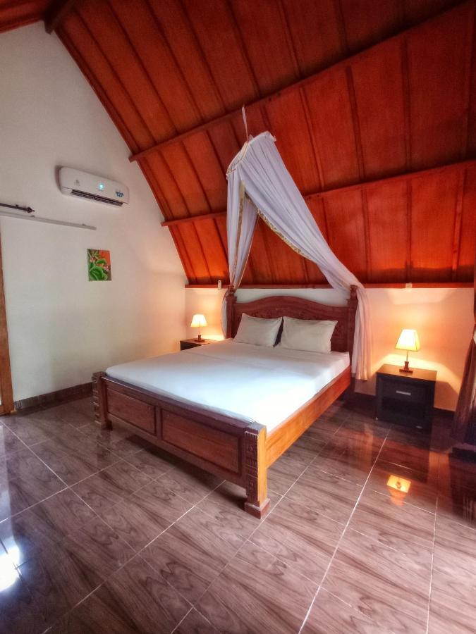 Follow The Rabbit Bungalow Gili Air Exterior photo